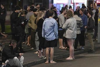 Zemljotres i cunami pogodili Novi Zeland