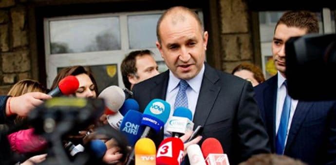 Socijalista pobijedio na predsjedničkim izborima u Bugarskoj, Borisov najavio ostavku Socijalista pobijedio na predsjedničkim izborima u Bugarskoj, Borisov najavio ostavku