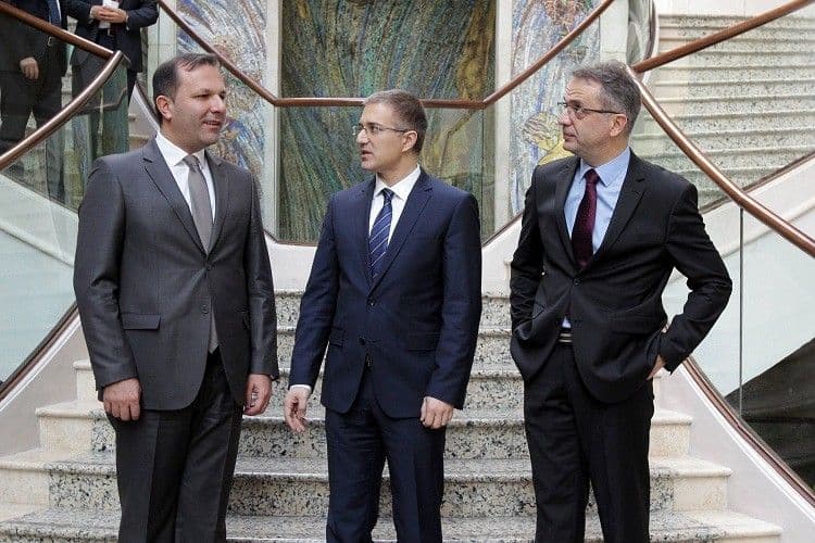 REGIONALNA SARADNJA: Organizovani kriminal ne poznaje granice REGIONALNA SARADNJA: Organizovani kriminal ne poznaje granice