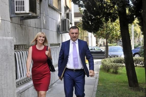 Milić priprema Jonicu da vodi partiju? Milić priprema Jonicu da vodi partiju?