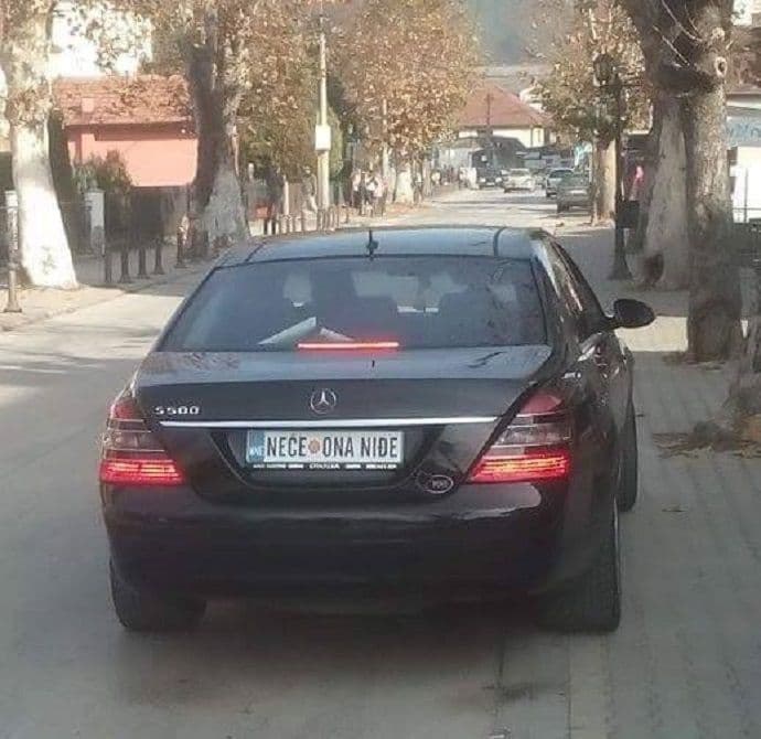 Automobil u Crnoj Gori: Neće ona niđe Automobil u Crnoj Gori: Neće ona niđe