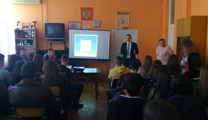 Nacionalni brend kao jedinstven način predstavljanja Nacionalni brend kao jedinstven način predstavljanja