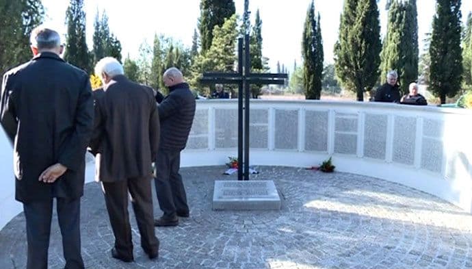 Otvoreno njemačko groblje, komunisti protestovali Otvoreno njemačko groblje, komunisti protestovali