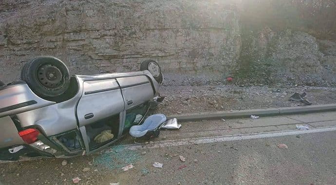 Saobraćajna nesreća na putu Nikšić - Grahovo (Foto) Saobraćajna nesreća na putu Nikšić - Grahovo (Foto)