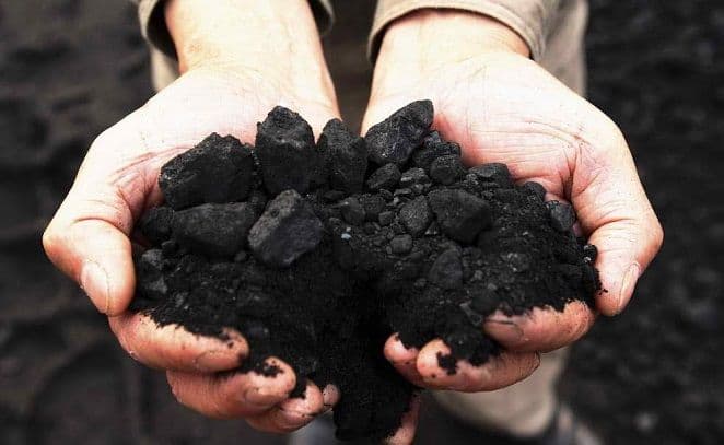 Radnik prijavio poslovođu policiji zbog krađe deset tona uglja Radnik prijavio poslovođu policiji zbog krađe deset tona uglja