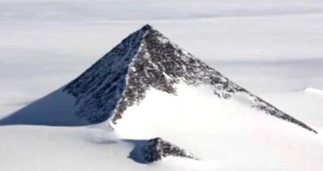Otkrivena piramida na Antarktiku? Otkrivena piramida na Antarktiku?