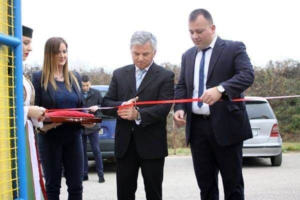 Otvoren „Novi Monteživ“: U fabriku pilećeg mesa uloženo milion i po eura Otvoren „Novi Monteživ“: U fabriku pilećeg mesa uloženo milion i po eura