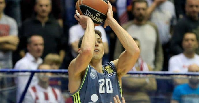 Kraljevski klub nagradio Kerola Kraljevski klub nagradio Kerola