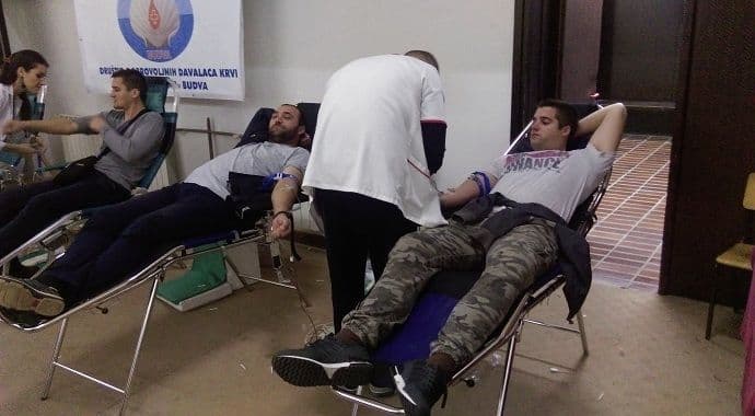 Krv dalo 160 članova Društva "Radivoje Pima" Krv dalo 160 članova Društva "Radivoje Pima"