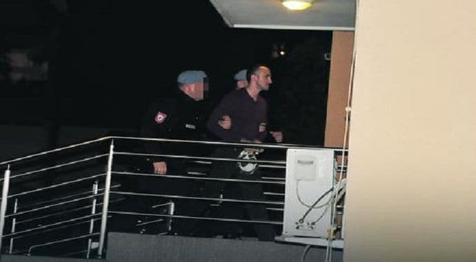 Pao glavni ubica škaljarskog klana: Evo ko je pucao na Kotoranina Slobodana Kašćelana Pao glavni ubica škaljarskog klana: Evo ko je pucao na Kotoranina Slobodana Kašćelana