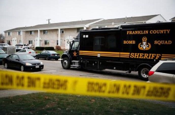 TERORISTIČKI NAPAD? Somalijac uletio kolima među pješake, sjekao ljude nožem u Ohaju TERORISTIČKI NAPAD? Somalijac uletio kolima među pješake, sjekao ljude nožem u Ohaju