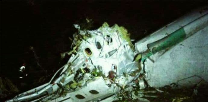 Avion se srušio jer nije imao goriva? Avion se srušio jer nije imao goriva?