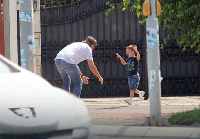 Popović prijavio Severinu zbog zapostavljanja sina Popović prijavio Severinu zbog zapostavljanja sina
