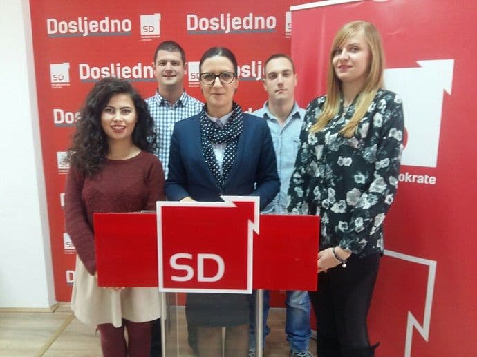 Forum žena SD Podgorica daje doprinos u borbi protiv nasilja nad ženama Forum žena SD Podgorica daje doprinos u borbi protiv nasilja nad ženama