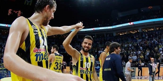 Fener u posljednjoj sekundi srušio Real Fener u posljednjoj sekundi srušio Real