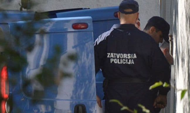 Novinar tvrdi da nije posredovao u kupovini droge Novinar tvrdi da nije posredovao u kupovini droge