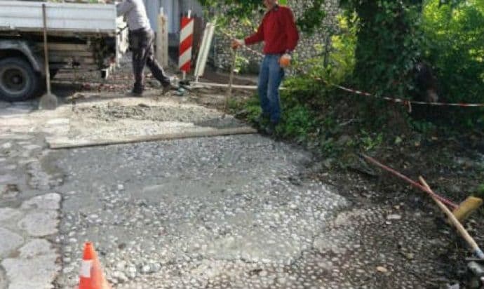 Uređen plato ispred opštinske zgrade u Herceg Novom Uređen plato ispred opštinske zgrade u Herceg Novom