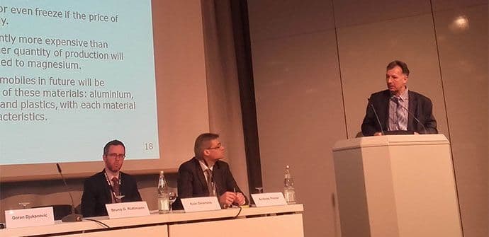 Đukanović u Dizeldorfu: Aluminijum protiv čelika u auto-industriji Đukanović u Dizeldorfu: Aluminijum protiv čelika u auto-industriji