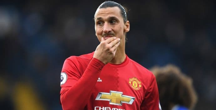 VIDEO: Ibra se skinuo, istrčao na snijeg i... VIDEO: Ibra se skinuo, istrčao na snijeg i...