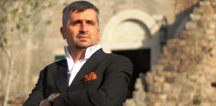 DEUS: Veče Borisa Jovanovića Kastela u podgoričkoj Biblioteci DEUS: Veče Borisa Jovanovića Kastela u podgoričkoj Biblioteci