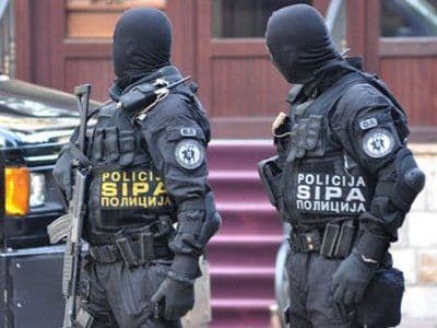 BIH: Uhapšeno osam osoba osumnjičenih za ratne zločine BIH: Uhapšeno osam osoba osumnjičenih za ratne zločine