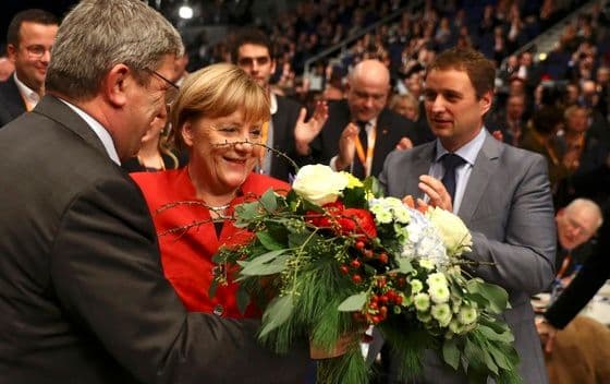 Merkelova ostaje na čelu CDU Merkelova ostaje na čelu CDU