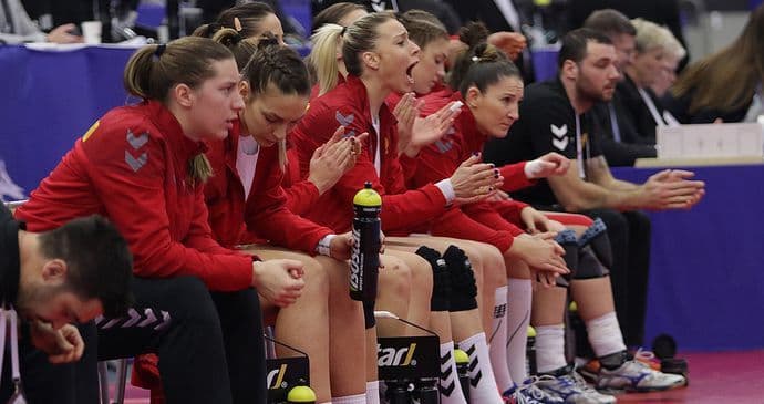 Pobjeda, remi, poraz do tri gola razlike vodi Crnogorke u narednu fazu EP Pobjeda, remi, poraz do tri gola razlike vodi Crnogorke u narednu fazu EP