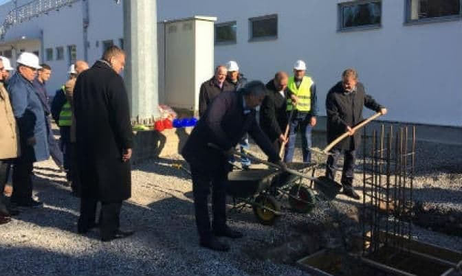 Položen kamen temeljac za natkrivanje vaterpolo bazena Položen kamen temeljac za natkrivanje vaterpolo bazena