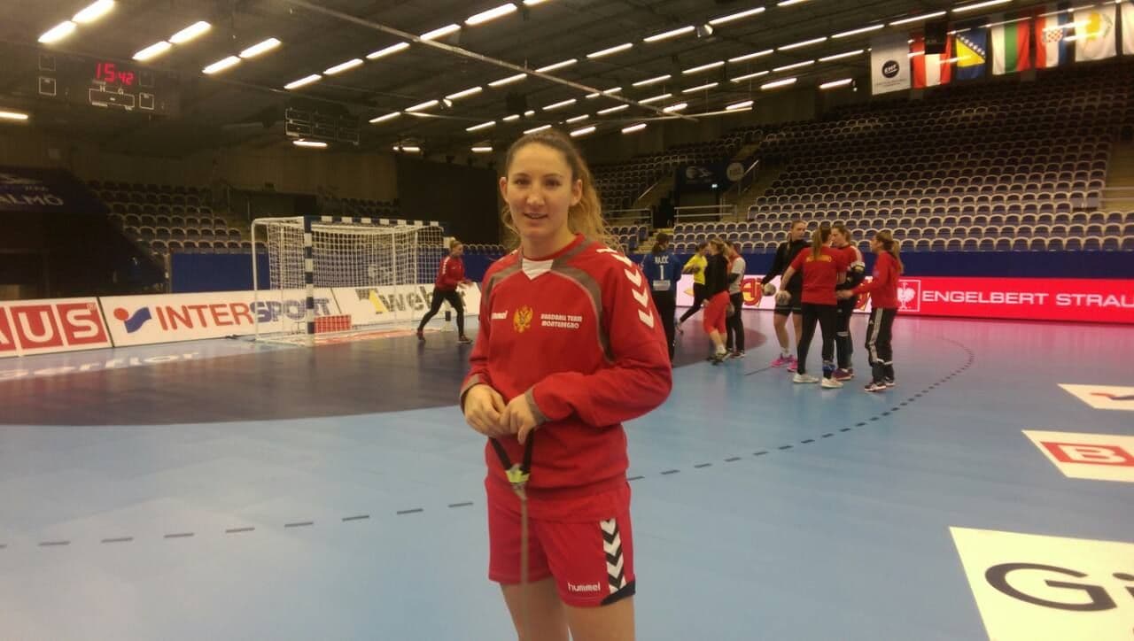 Crnogorke sa Milenom Raičević na Mađarice! Crnogorke sa Milenom Raičević na Mađarice!