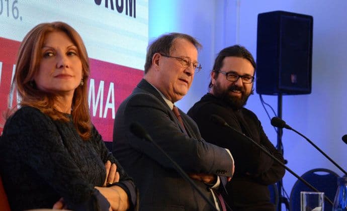 U profesiji mora da se zavede red U profesiji mora da se zavede red