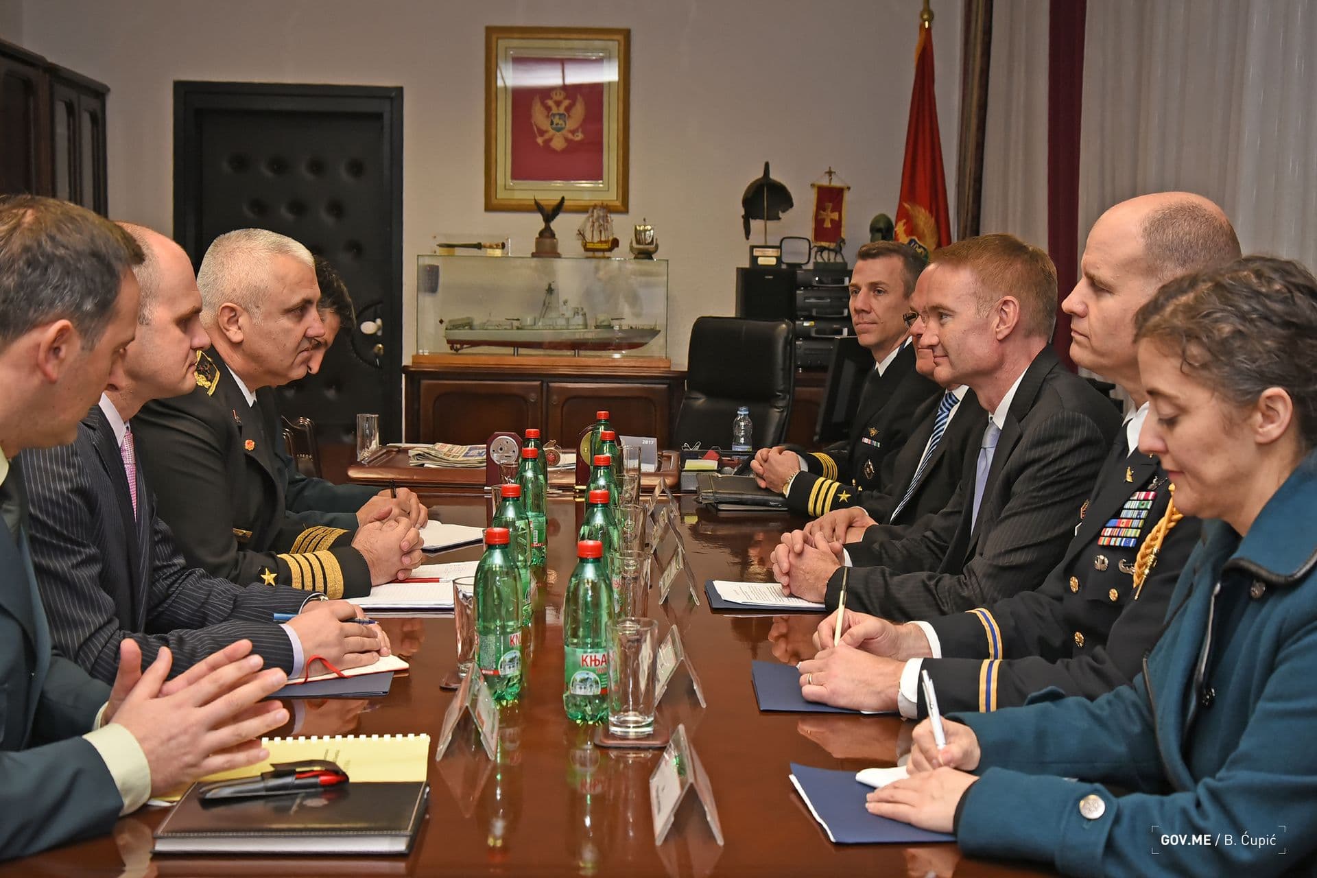 Samardžić i Karpenter razgovarali o vojnoj saradnji Crne Gore i SAD Samardžić i Karpenter razgovarali o vojnoj saradnji Crne Gore i SAD