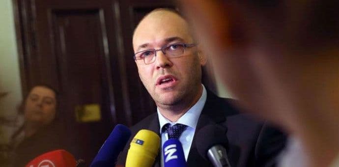 Hrvatska: Srbija da obezbijedi zaštitu nacionalnih manjina Hrvatska: Srbija da obezbijedi zaštitu nacionalnih manjina