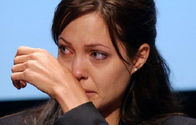 Kakav preokret: Anđelina se predomislila, želi Breda nazad! Kakav preokret: Anđelina se predomislila, želi Breda nazad!