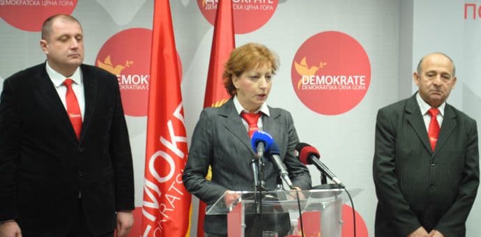 Demokrate traže ostavku Stijepovića Demokrate traže ostavku Stijepovića