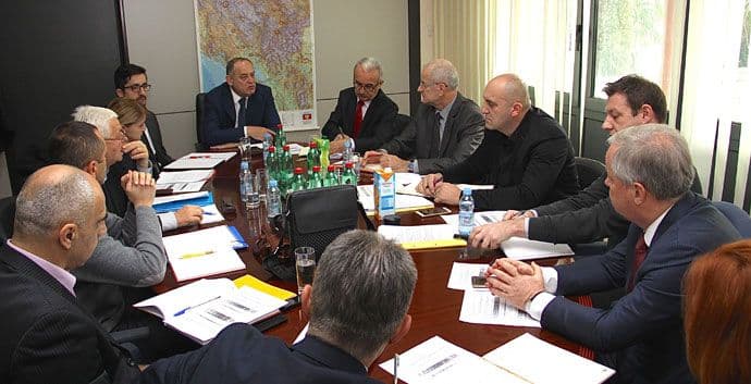 Odlučno u cilju zaustavljanja nekontrolisanog odliva drvnih sortimenata iz Crne Gore Odlučno u cilju zaustavljanja nekontrolisanog odliva drvnih sortimenata iz Crne Gore