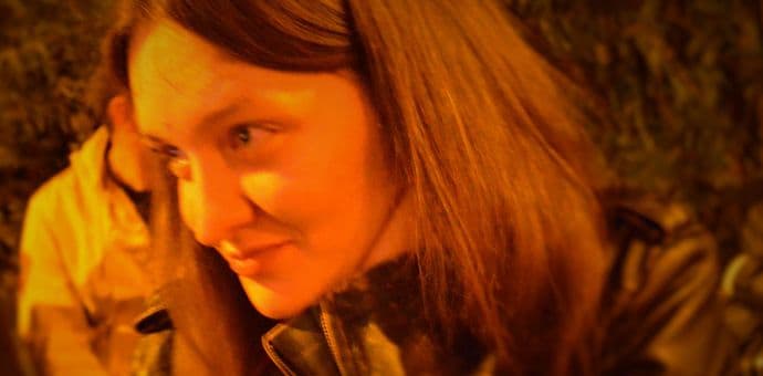 RAZOTKRIVANJE - Marija IVANOVIĆ: Unutarkućno filmobrstilo koje ždere dugu RAZOTKRIVANJE - Marija IVANOVIĆ: Unutarkućno filmobrstilo koje ždere dugu