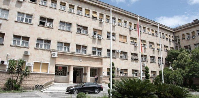 Tvrdi da je neosnovano protjeran iz Crne Gore Tvrdi da je neosnovano protjeran iz Crne Gore