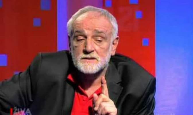 RAJKO TODOROVIĆ, jedan od dobitnika Nagrade "19. decembar": Nikada nije bilo teže biti ozbiljan umjetnik nego danas RAJKO TODOROVIĆ, jedan od dobitnika Nagrade "19. decembar": Nikada nije bilo teže biti ozbiljan umjetnik nego danas