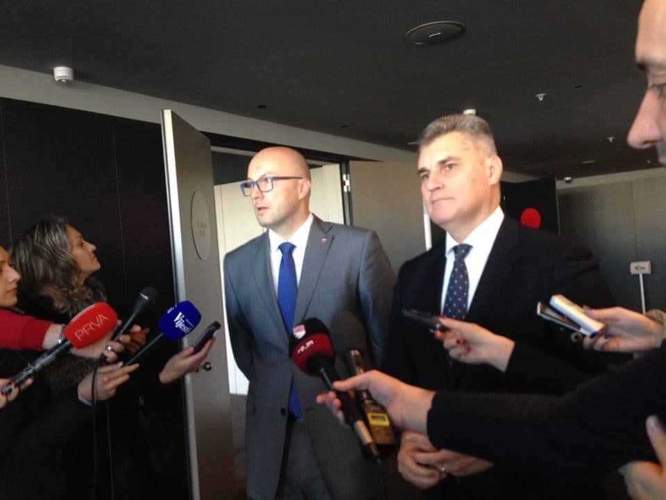 BRAJOVIĆ: Razgovaraćemo sa opozicijom, bojkot remeti stabilnost BRAJOVIĆ: Razgovaraćemo sa opozicijom, bojkot remeti stabilnost