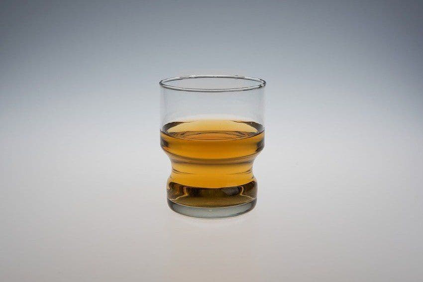 Kubanci žele vratiti dug rumom umjesto novcem Kubanci žele vratiti dug rumom umjesto novcem