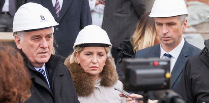 Nikolić: Hrvatska treba da se pokrije ušima Nikolić: Hrvatska treba da se pokrije ušima