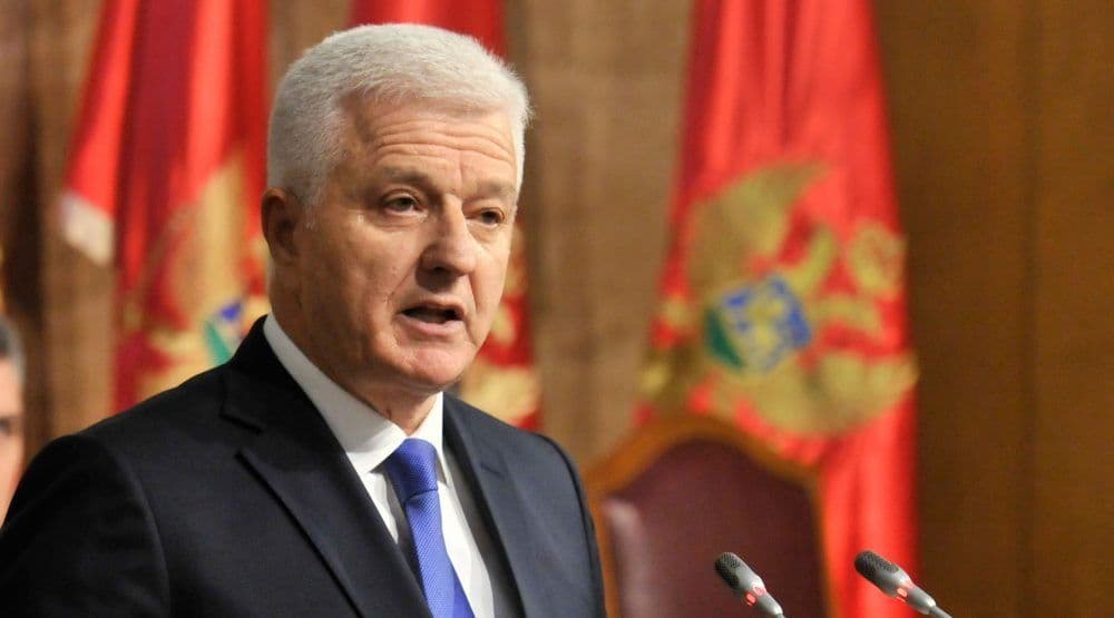 Markovići zarađuju 3.334 eura, imaju stan, kuću, vikendicu Markovići zarađuju 3.334 eura, imaju stan, kuću, vikendicu