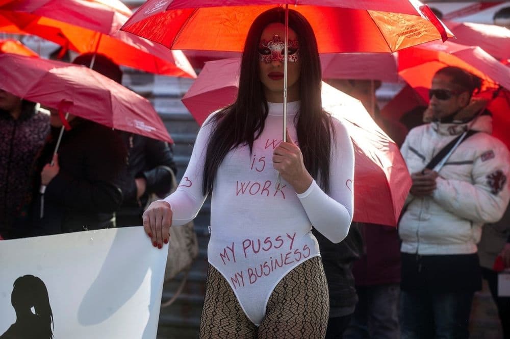 Seksualne radnice marširale kroz Skoplje Seksualne radnice marširale kroz Skoplje
