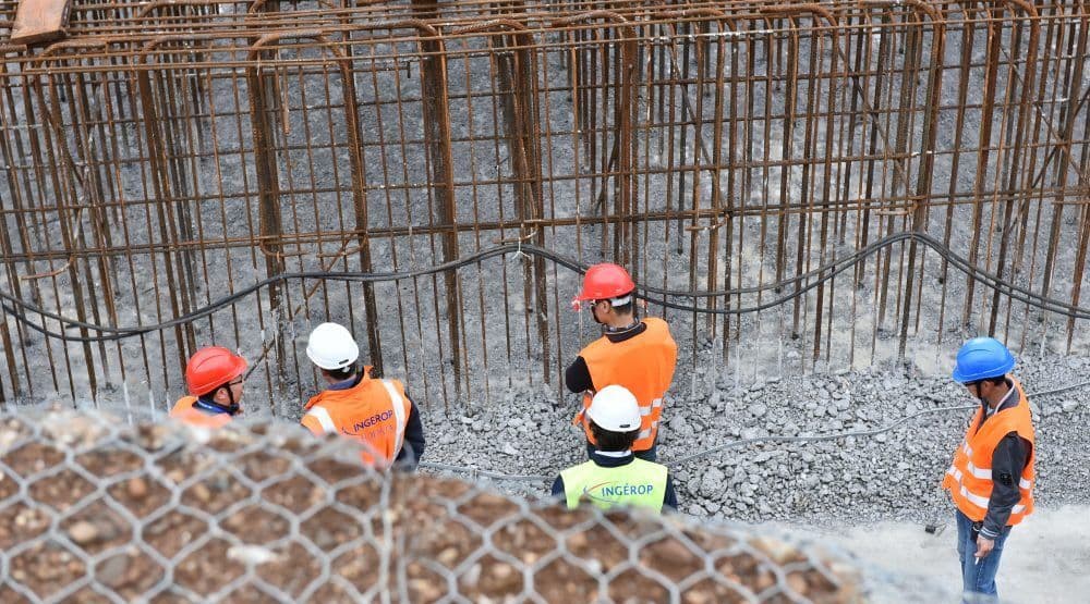 Radovi na auto-putu: Potrošeno 216 miliona, Moračicu gradi 235 radnika Radovi na auto-putu: Potrošeno 216 miliona, Moračicu gradi 235 radnika