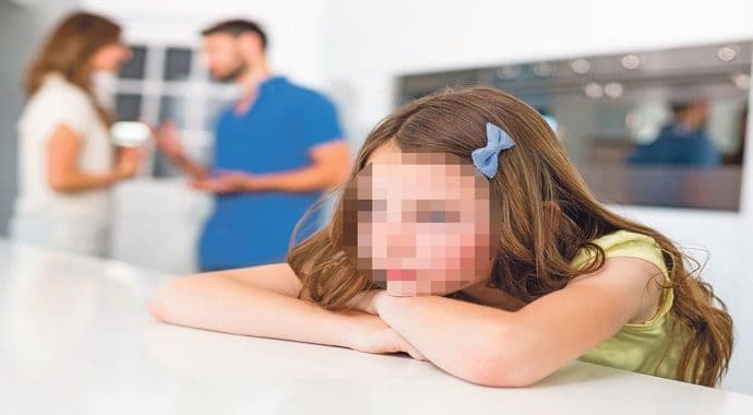 Prodao ćerku za 3.000 eura i automobil ''opel suza'' Prodao ćerku za 3.000 eura i automobil ''opel suza''