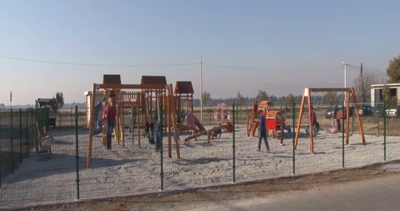 Otvoreno novo dječije igralište na Koniku (VIDEO) Otvoreno novo dječije igralište na Koniku (VIDEO)