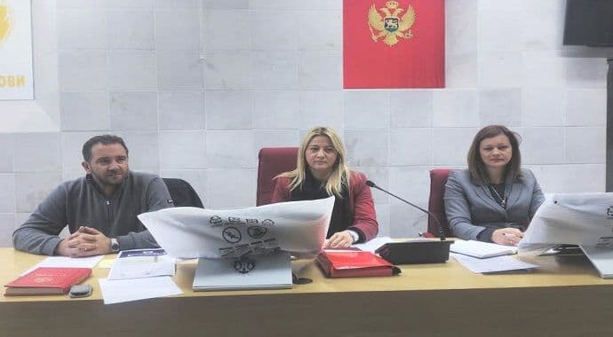 Nacrt kao model rješavanja najznačajnihij pitanja za budućnost Herceg Novog Nacrt kao model rješavanja najznačajnihij pitanja za budućnost Herceg Novog