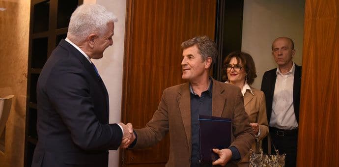 Marković sa sindikalcima: Zaštićena primanja najvećeg broja građana Marković sa sindikalcima: Zaštićena primanja najvećeg broja građana