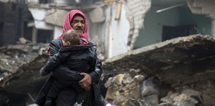 Hapšenja u Egiptu zbog lažnih fotografija djece iz Alepa Hapšenja u Egiptu zbog lažnih fotografija djece iz Alepa