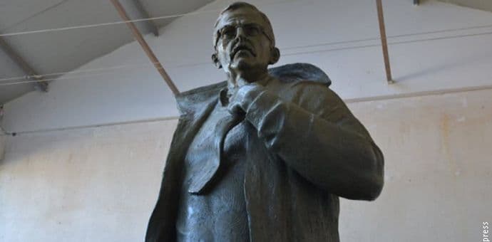 Vilijem Voker dobija spomenik na Kosovu Vilijem Voker dobija spomenik na Kosovu